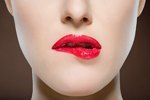 Соблазнительные губы: секреты ухода