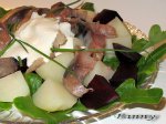 Салат из копчёной рыбы с картофелем