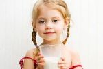 Детям полезно сырое молоко?