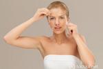 Как бороться с шелушением кожи: полезные советы